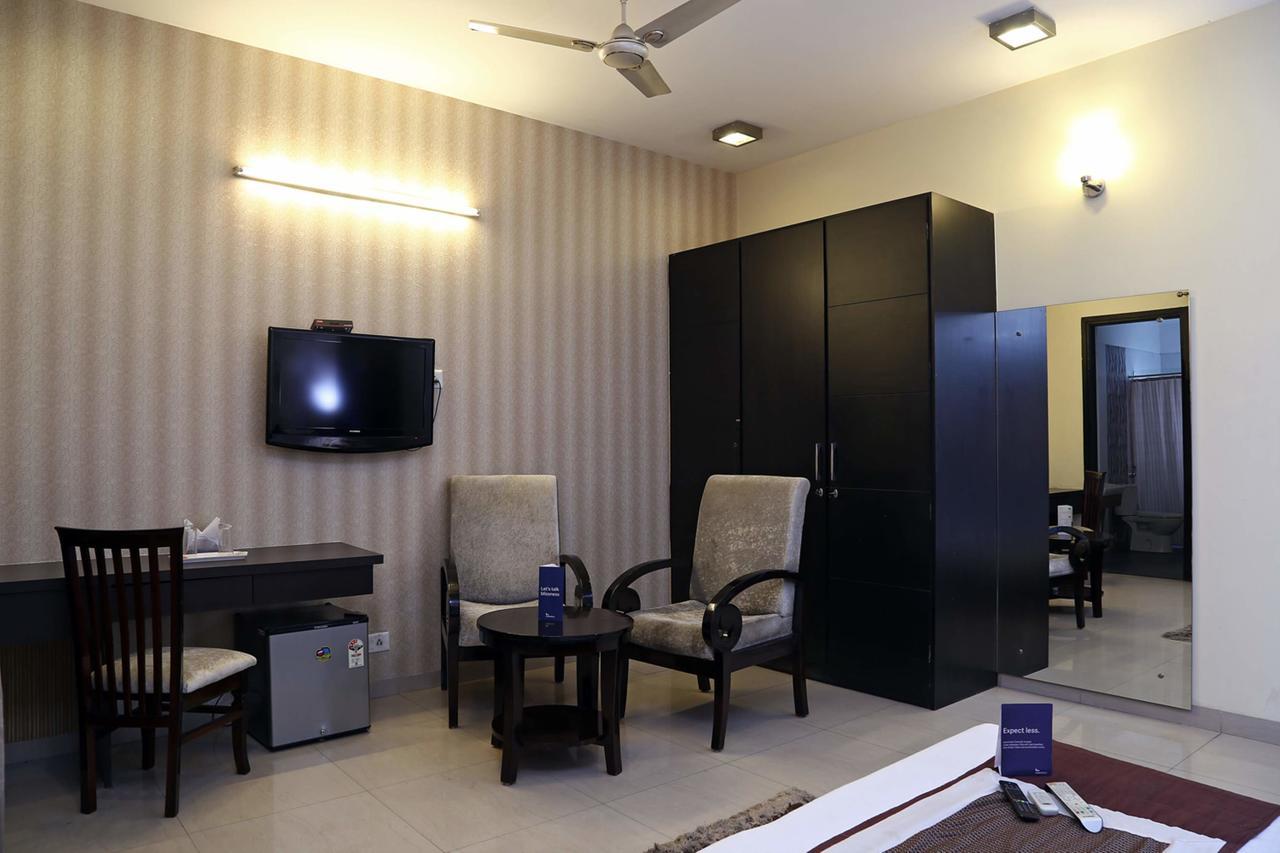 Fabhotel Signature Cyber Park Dillí Exteriér fotografie
