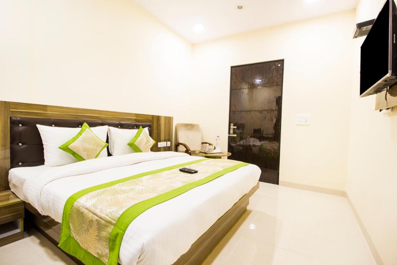 Fabhotel Signature Cyber Park Dillí Exteriér fotografie