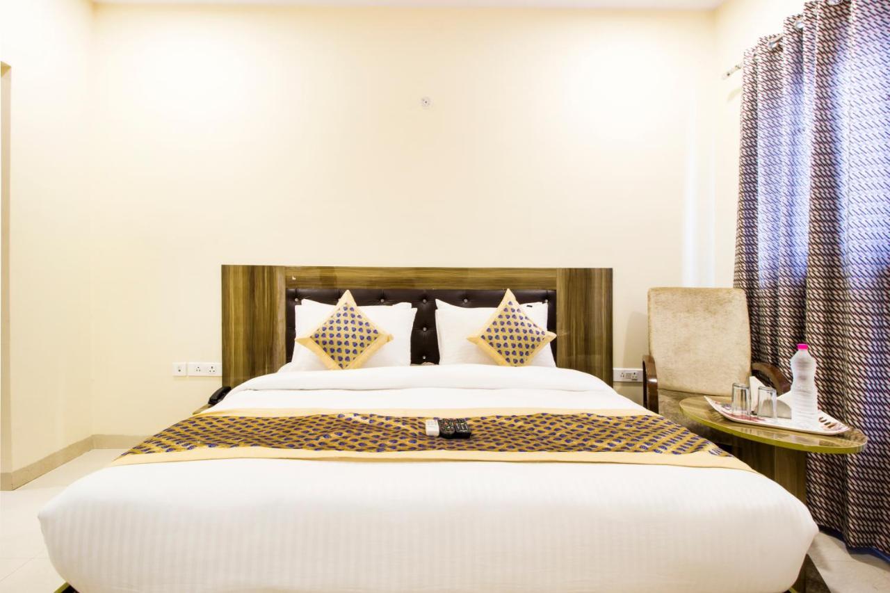 Fabhotel Signature Cyber Park Dillí Exteriér fotografie